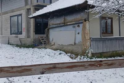 Casă cu Teren 18000 Mp în Central - 4