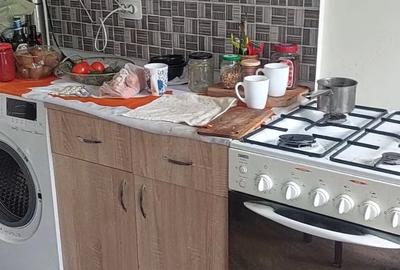 Apartament cu 2 camere decomandat în Ferentari - 1