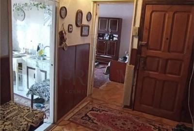 Apartament cu 2 camere decomandat în Soarelui