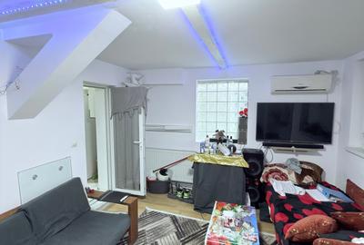 Apartament cu 4 camere în Central - 7