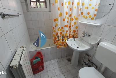 Apartament cu 4 camere decomandat în 7 Noiembrie - 7