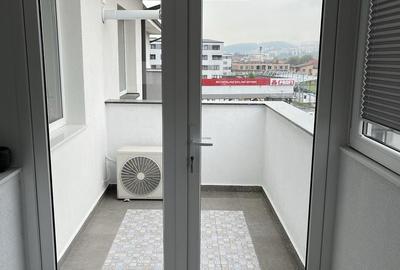 Apartament cu 3 camere decomandat în Florești - 8