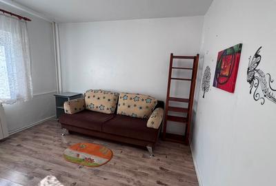 Apartament cu 3 camere decomandat în Decebal - 13