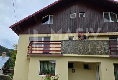Duplex cu 4 camere cu Canalizare în Satu Nou