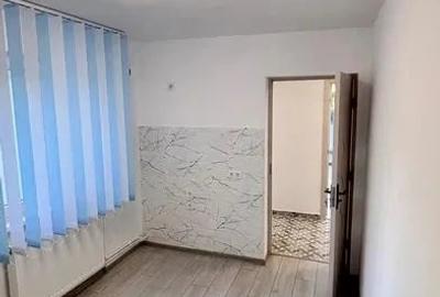 Apartament cu 3 camere decomandat în Dâmbu Pietros