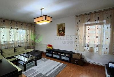 Apartament cu 3 camere decomandat în Scriitorilor