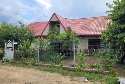 Casă cu Teren 1716 Mp în Breazu - 4