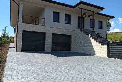 Casă cu 3 camere cu Teren 823 Mp în Ciurila - 1