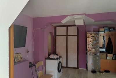 Apartament cu 3 camere decomandat în Drăgășani - 3