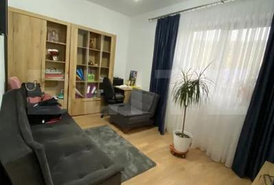 Casă cu 7 camere cu Teren 3500 Mp în Mociu - 14