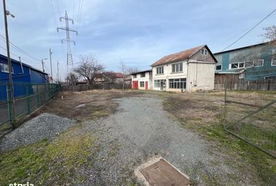 Spațiu comercial, de 1,300 mp, în Central