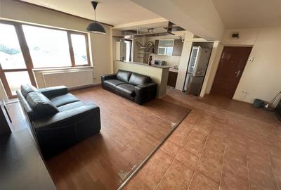 Apartament cu 3 camere decomandat, mobilat în Ultracentral