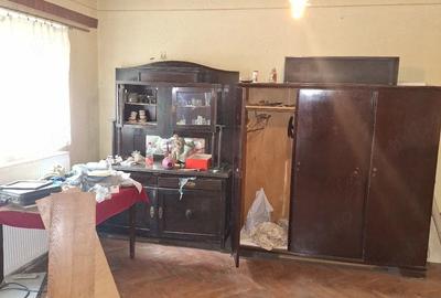 Casă cu 3 camere cu Teren 110 Mp în Central