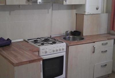 Apartament cu 3 camere decomandat în Florești - 8