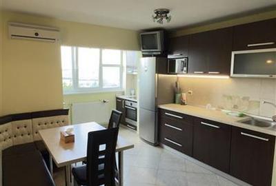 Apartament cu 3 camere semidecomandat în Zorilor