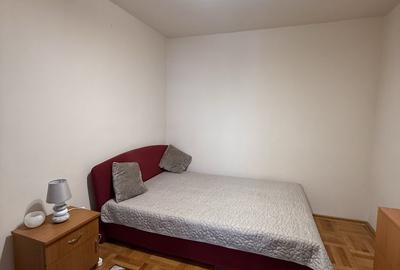 Apartament cu 3 camere semidecomandat în 7 Noiembrie - 7