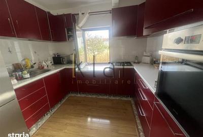 Casă cu 6 camere cu Teren 1400 Mp în Apahida - 2