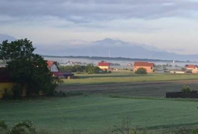 Teren agricol intravilan de 5700 mp, în Podu Oltului - 1