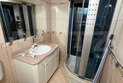 Apartament cu 3 camere decomandat în Decebal