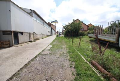 Teren Construcții intravilan de 846 mp, în Vest - 3