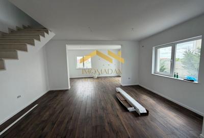 Duplex cu 4 camere cu Canalizare în Bucovăț (Remetea Mare) - 6
