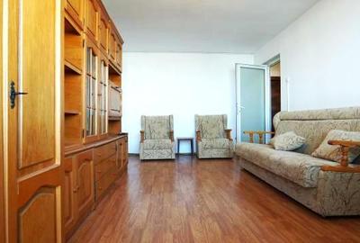Apartament cu 2 camere semidecomandat în Micro 6