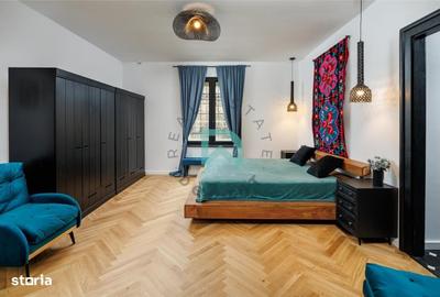 Apartament cu 4 camere decomandat în Centrul Istoric
