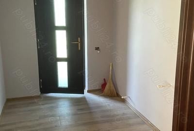 Casă cu 5 camere cu Teren 2000 Mp în Ciritei - 7