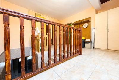 Apartament cu 4 camere semidecomandat în Bucovina