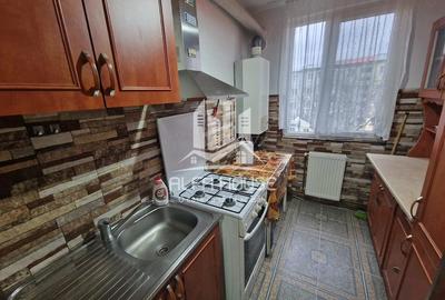 Apartament cu 2 camere semidecomandat în Govândari