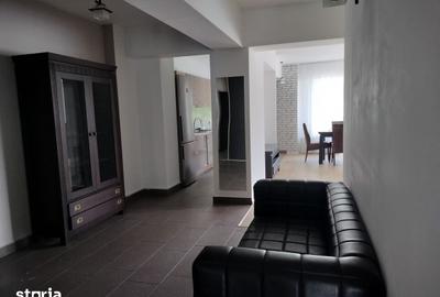 Apartament cu 4 camere în Plopilor - 9