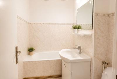 Apartament cu 3 camere decomandat în Central - 4