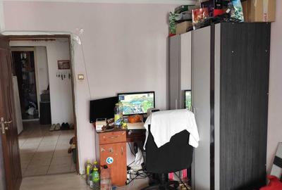 Apartament cu 4 camere decomandat în Crângași - 2