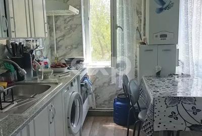 Apartament cu 2 camere semidecomandat în Micro 9