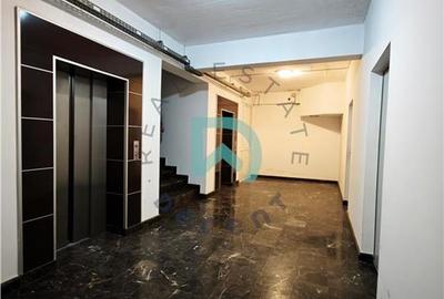 Apartament cu 4 camere decomandat, mobilat în Brașovul Vechi - 9