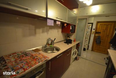 Apartament cu 3 camere semidecomandat, mobilat în Vatra Luminoasă - 5