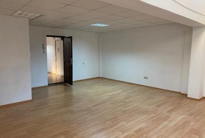 Birou, de 22 mp, în Tei - 3