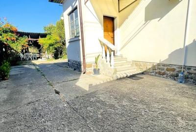Casă individuală cu 3 camere cu Canalizare în Valenta