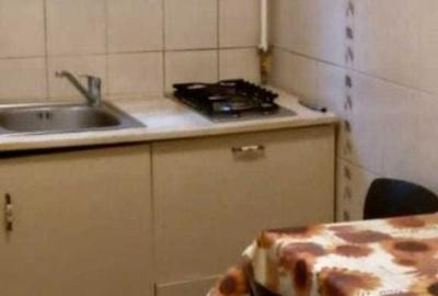 Garsonieră decomandată în Astra - 3