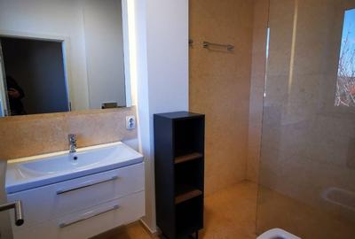 Casă cu 4 camere cu Teren 330 Mp în Bucium