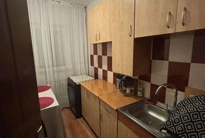 Garsonieră decomandată, mobilată în Sebastian