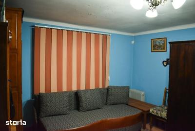 Casă cu 3 camere decomandat cu Teren 2150 Mp în Scorțeni - 1