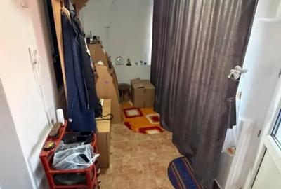 Casă cu 3 camere cu Teren 2330 Mp în Central