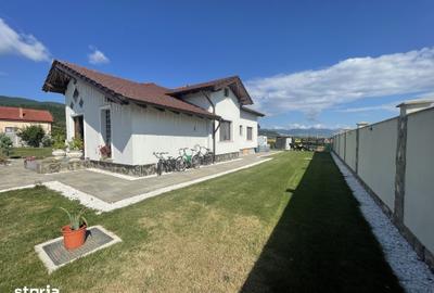 Casă cu 3 camere cu Teren 790 Mp în Cetate