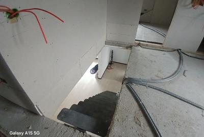 Casă cu 4 camere în Exterior Vest - 2