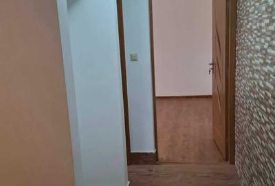 Apartament cu 2 camere semidecomandat în Micro 15 - 1