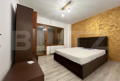 Apartament cu 3 camere decomandat în 1 Mai - 9
