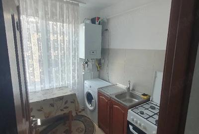 Apartament cu 2 camere decomandat în Central - 2