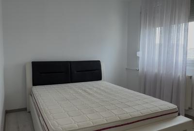 Apartament cu 3 camere semidecomandat în Titan - 4