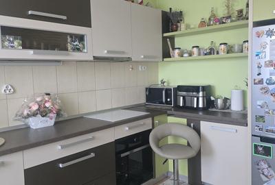 Apartament decomandat în Soarelui - 2